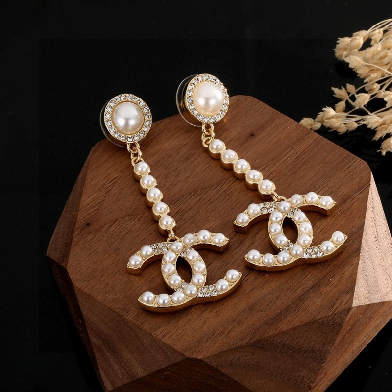 Ch**el earrings